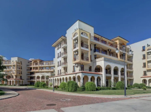 Lighthouse Luxe Estate Apart & Villas