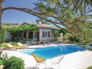 Holiday Home Fayence with Lake View 02