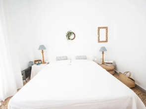 Coral Apartment