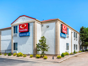 Econo Lodge Colorado Springs near Airport
