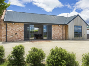 Embracing Evandale
