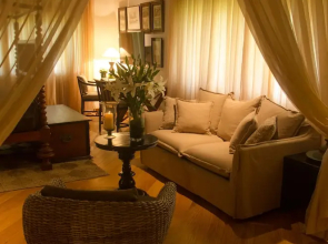 Stone House Suites Kandy