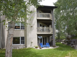 Canyon Run I-203 2 Bedroom Condo by Redawning