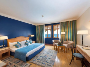 Reef Oasis Beach Resort