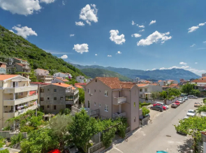 Apartment And Studio Giljaca