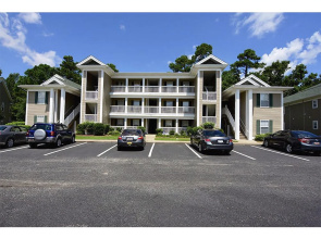 #29H True Blue - 3 Br condo by RedAwning