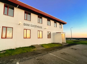 Bank Guesthouse