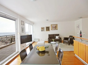 Ambassador Suite