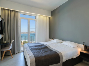 Renieris Hotel