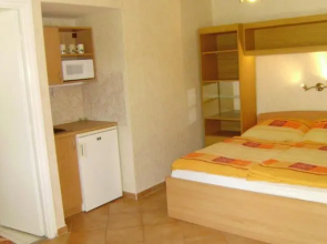 Balaton Apartmanház