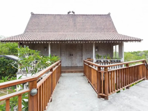 The Uluwatu Peak