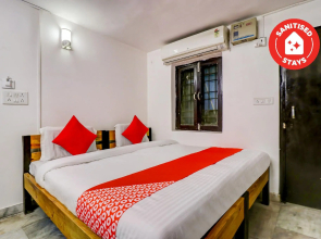 OYO 66434 Hotel Dhruv Inn