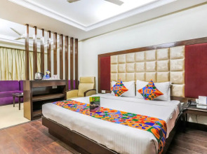 FabHotel Metro35
