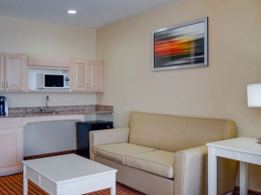 Holiday Inn Express Pocomoke City