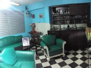 Fernandez and Friends Rooms