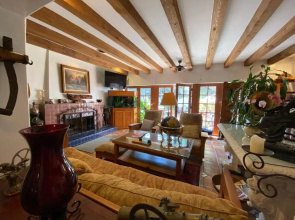 Villa Rosa Inn