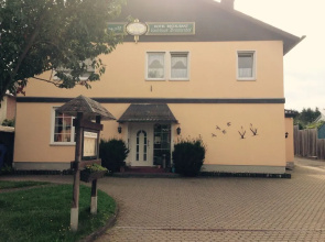 Landhaus-Brunnenhof