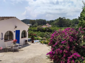 Lovely 4-Bed House in Altea with swimming pool