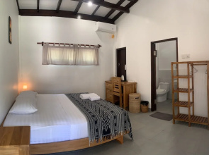 Balong Balong Surf Bungalows