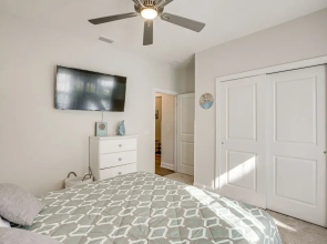 Chic St Augustine Home, 7 Mi to Fishing Pier!