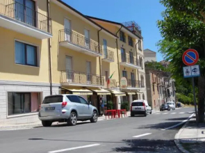 Coste Del Lago