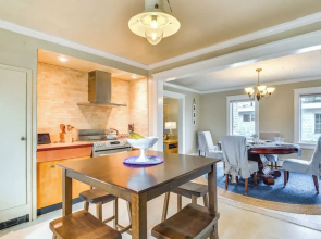 3 Blocks to Lake Ontario: Getaway in Cape Vincent!