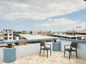 ESTUDIO DOBLE DE LUXE 2 CAMAS y 1 SOFA CAMA