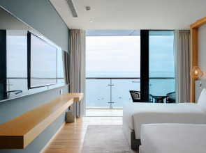 Prince Hotel Da Nang (Formerly Sel de Mer Hotel & Suites)