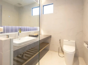 Lalynn Resort & Villas