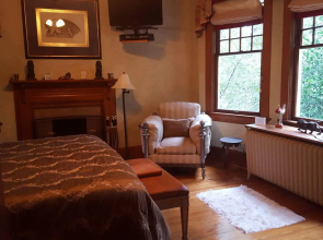 At Cumberland Falls Bed & Breakfast Inn