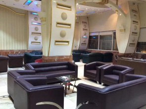 Al Mahmal Palestin Hotel