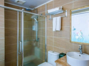 Yangjiang Dongping Holiday Hotel