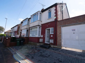 Newark House - 2 Bedroom Apartment