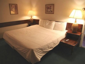 Liftline Lodge