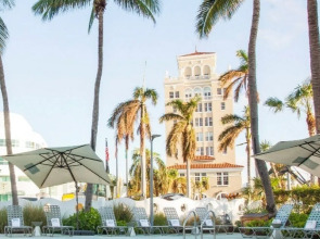 Kenmore Village Hotel, South Beach