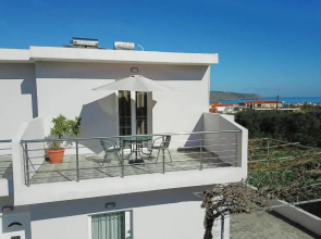 Katerina Apt 2 - Balcony & Great views near Beach