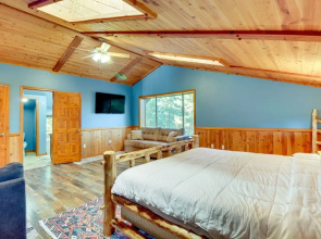 Dreamy Deck: Show Low Cabin on Over 2 Acres!
