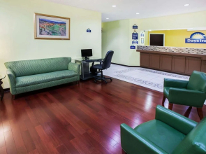 Halsted Inn And Suites Harvey - Chicago Southland
