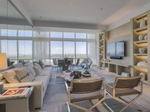 2 2 City View Penthouse Ph1615