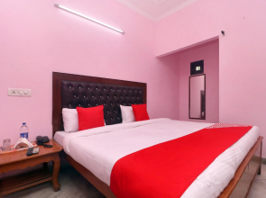OYO 19403 Hotel Simran