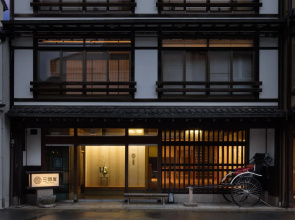 Mikuniya