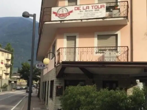 De La Tour