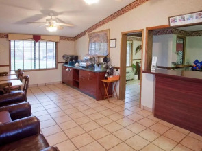 Americas Best Value Inn & Suites Monroe