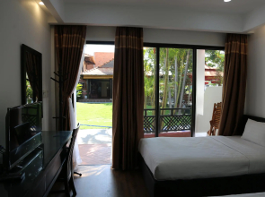 Sunshine Beach Resort