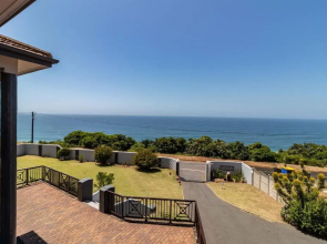 118 Ocean View 4 Bedroom House Amanzimtoti