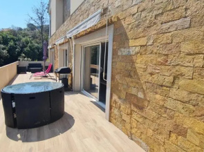 Casa Bella bas de villa vue mer tout confort avec option véhicule