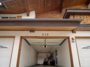 3 Bedroom 3 Bathroom Chalet 719