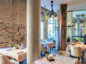 Отель Wellton Centrum Hotel & Spa