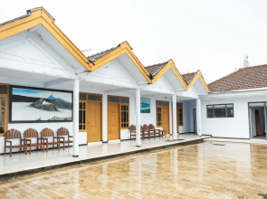 Penginapan Rizky by OYO Rooms