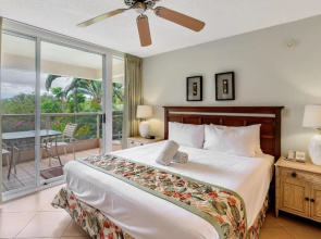 Castle at Maui Banyan